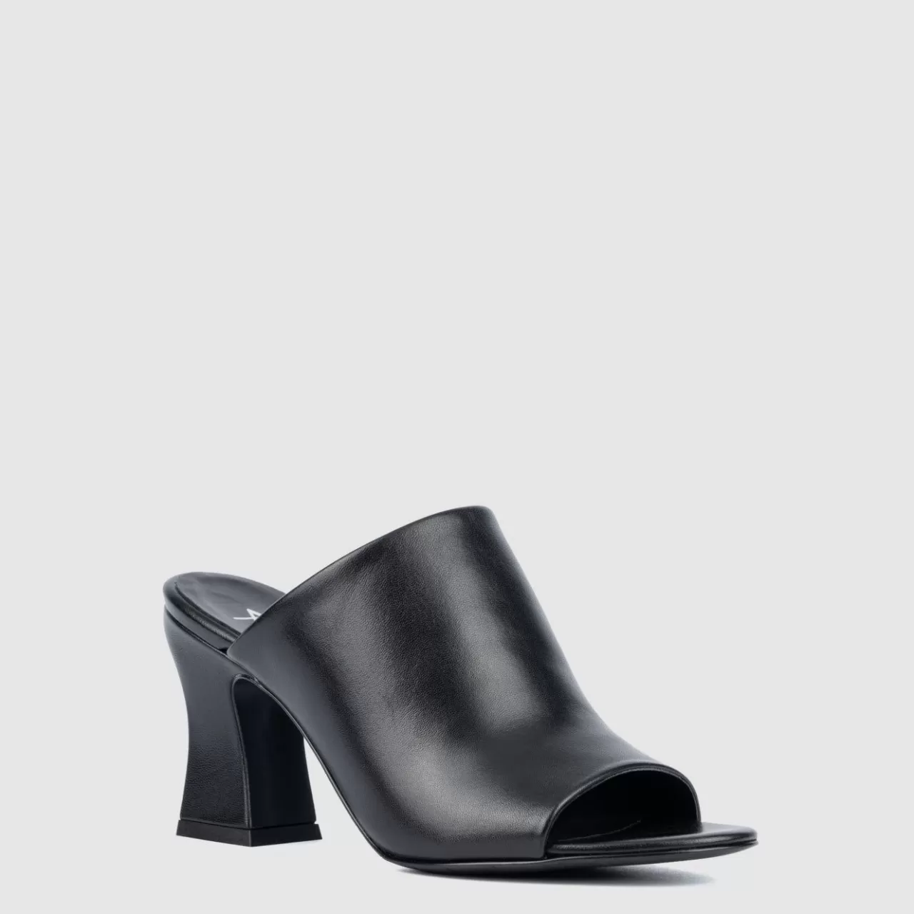 Aquatalia Heels | Carmina Black